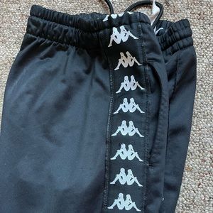 Kappa pants size small